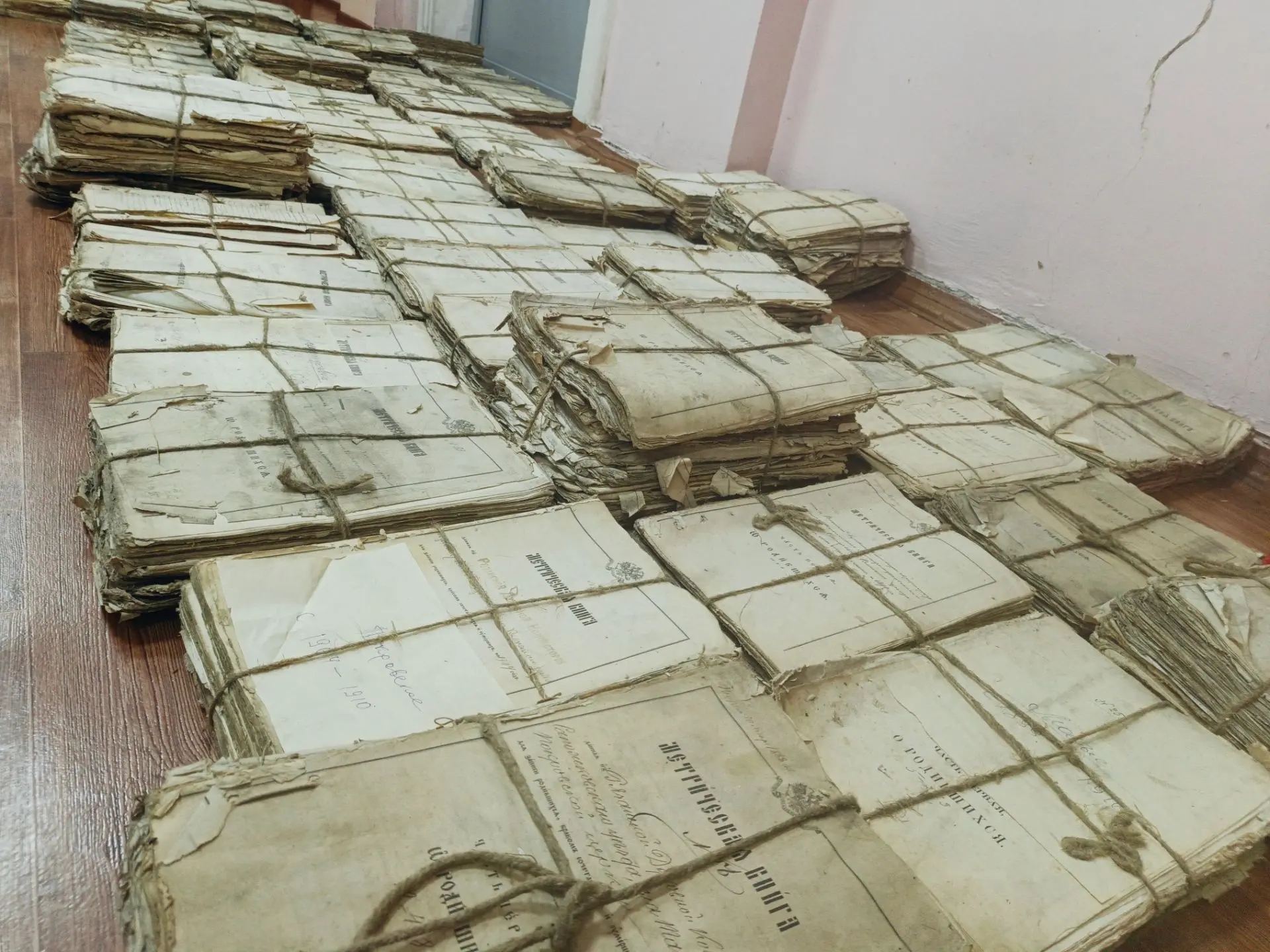 Метрические книги нашли в подвале администрации Ухоловского округа